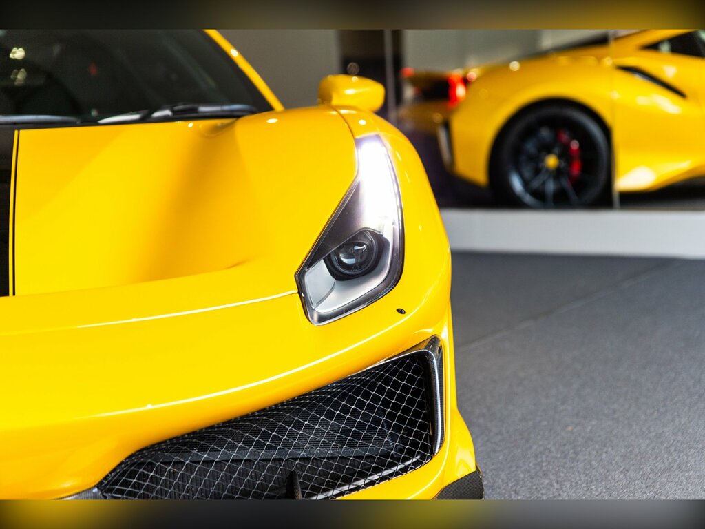 Ferrari 488 Pista Vs 2-Door Yellow #3
