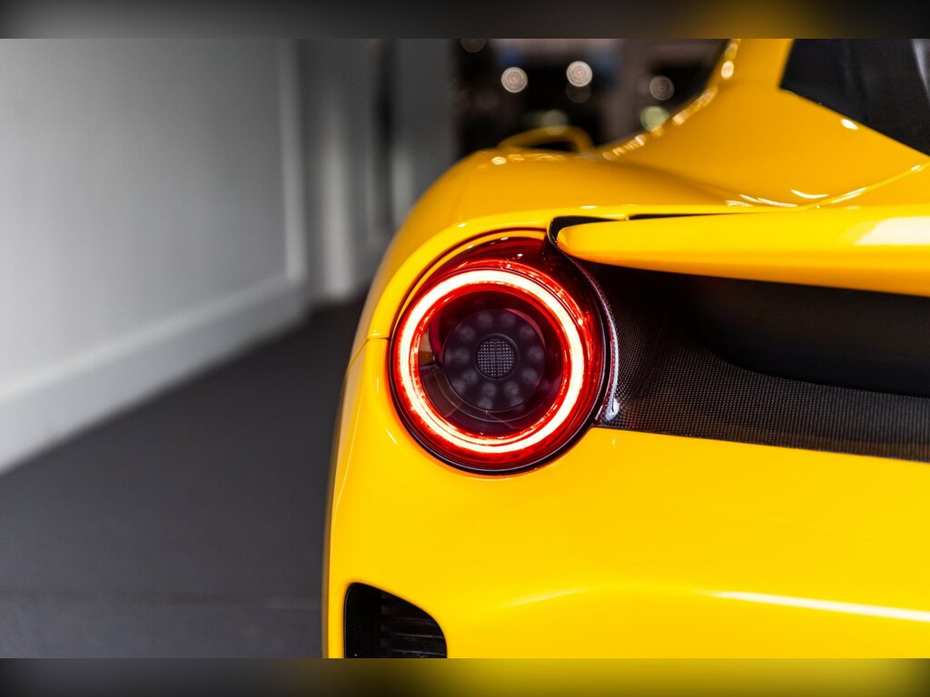Ferrari 488 Pista Vs 2-Door Yellow #4