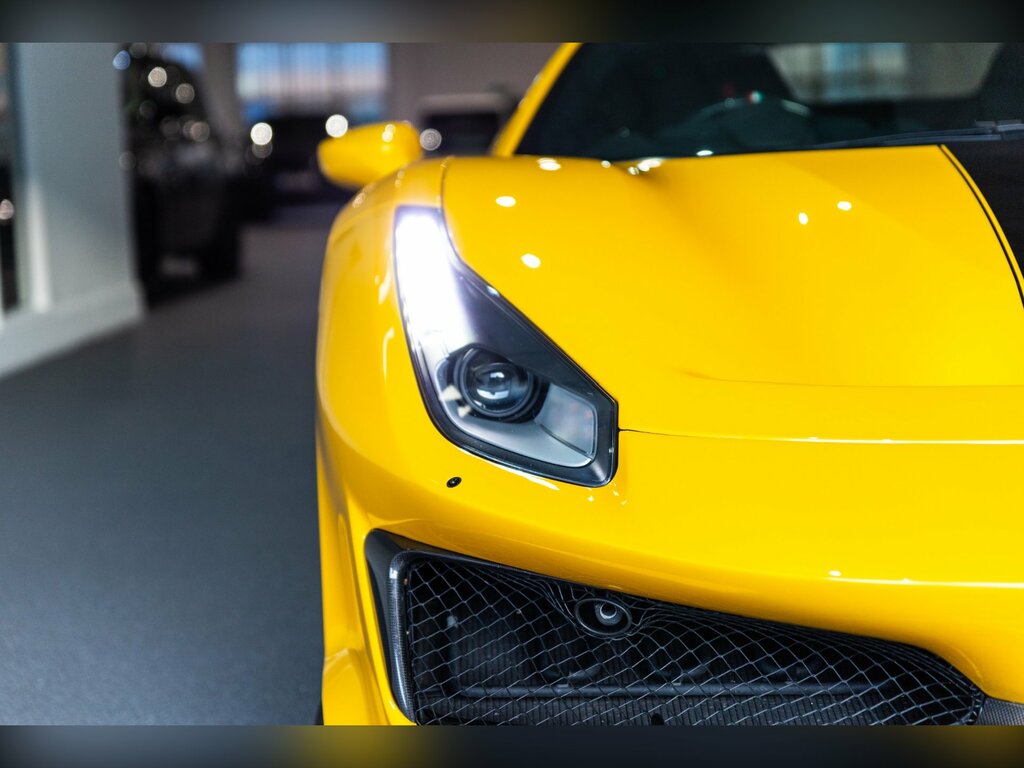 Ferrari 488 Pista Vs 2-Door Yellow