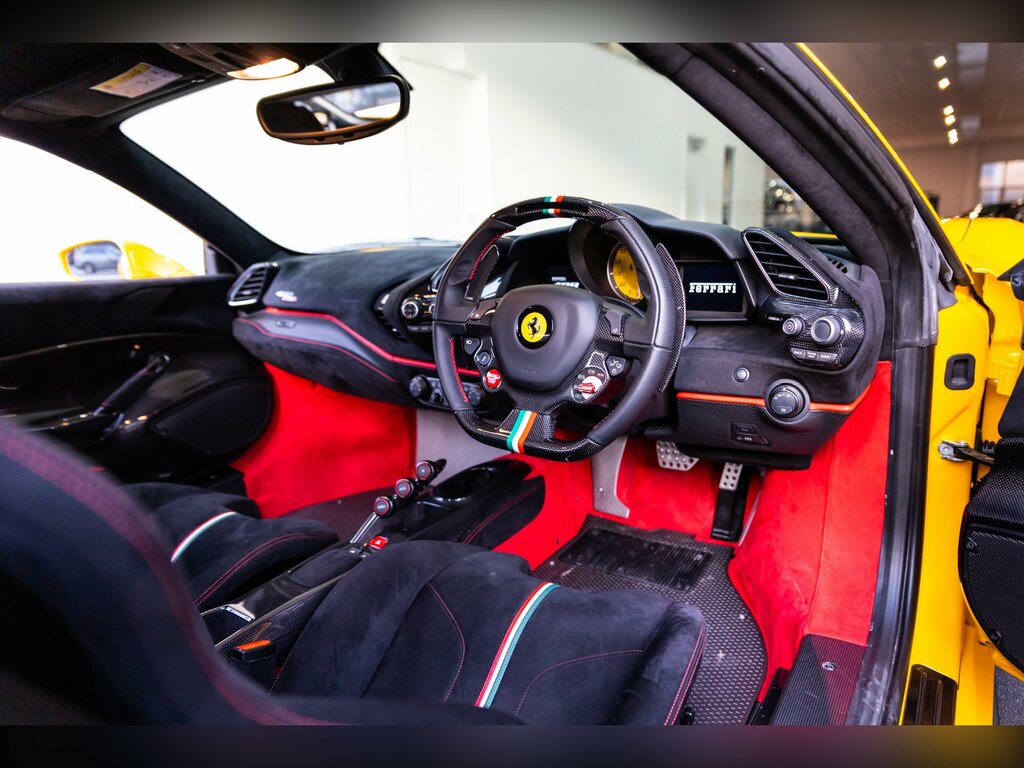 Ferrari 488 488 Spider S-a Red #10