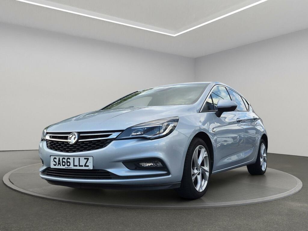 Vauxhall Astra Hatchback SA66LLZ Silver #3