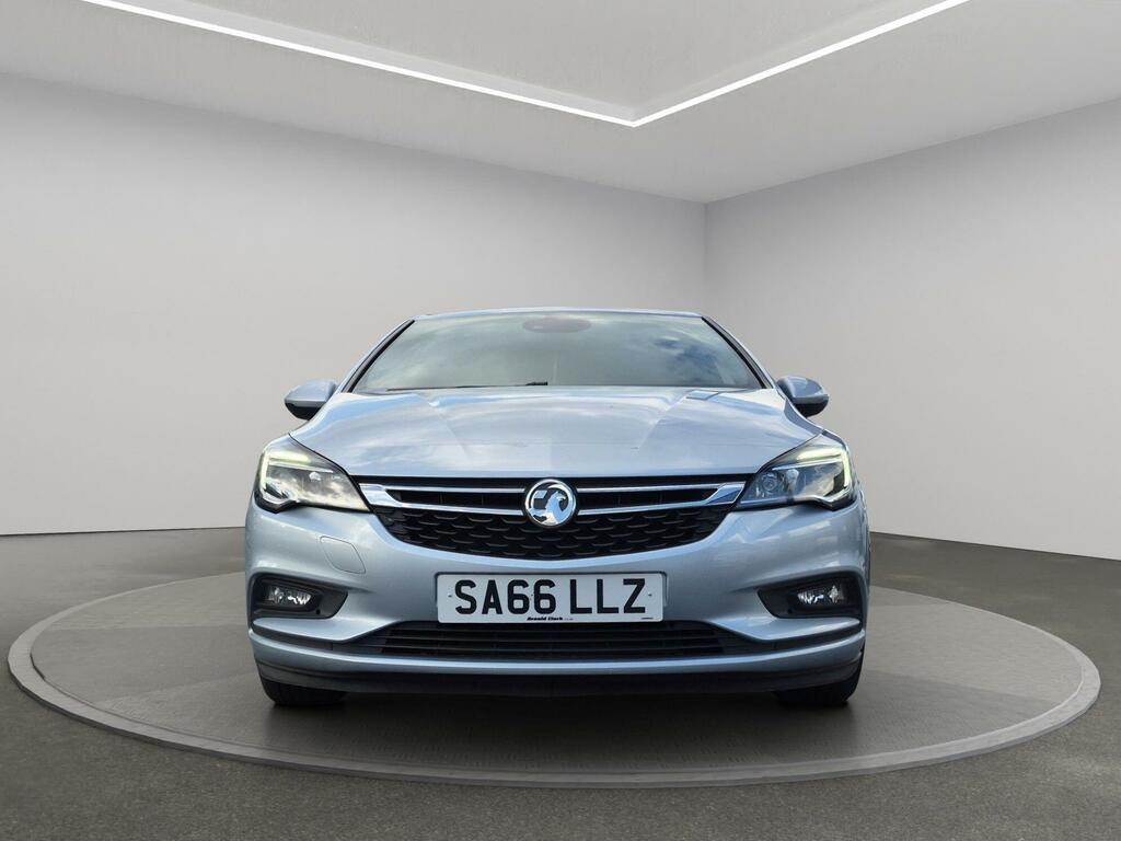 Vauxhall Astra Hatchback SA66LLZ Silver #2