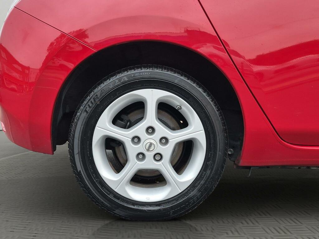 Nissan Leaf Tekna Red #35
