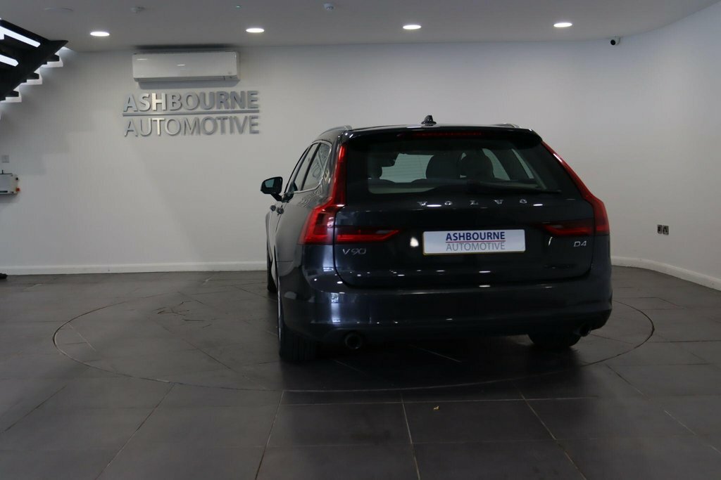 Volvo V90 Plus Blue #31