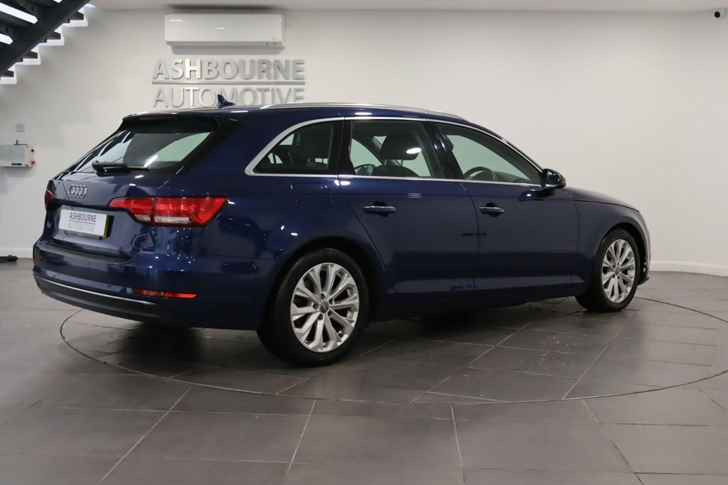 Audi A4 Avant Sport Black #21