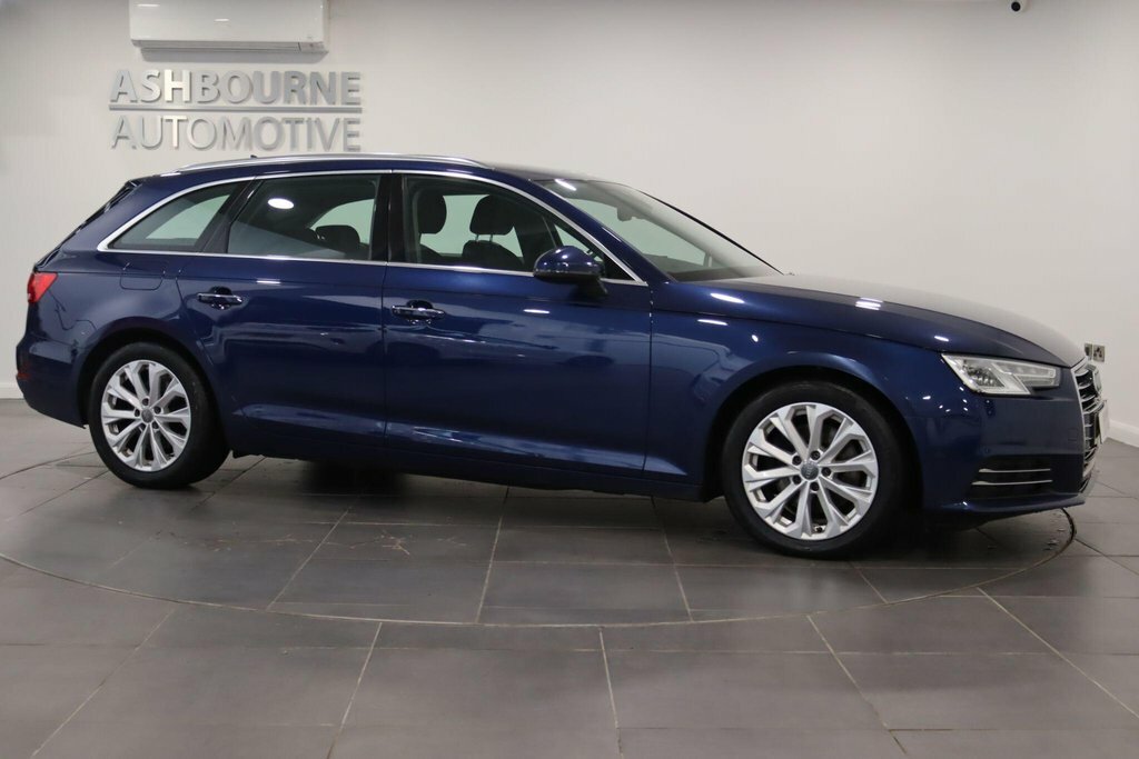 Audi A4 Avant Sport Black #7