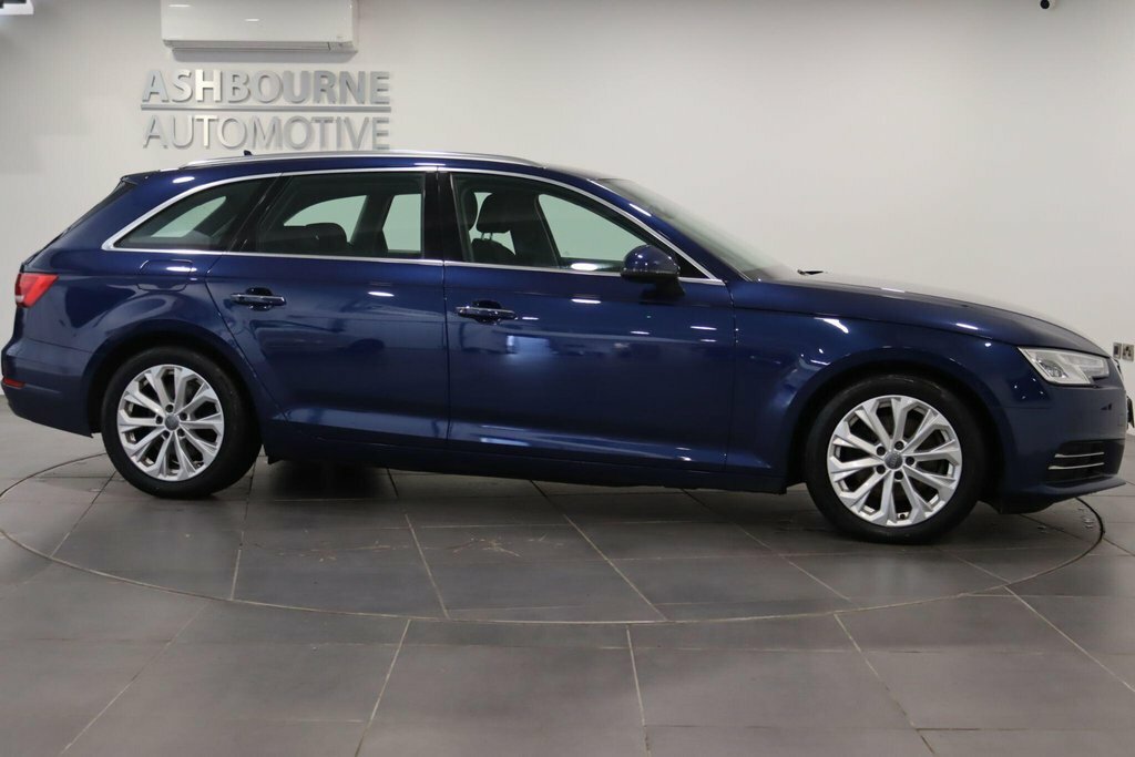 Audi A4 Avant Sport Black #9