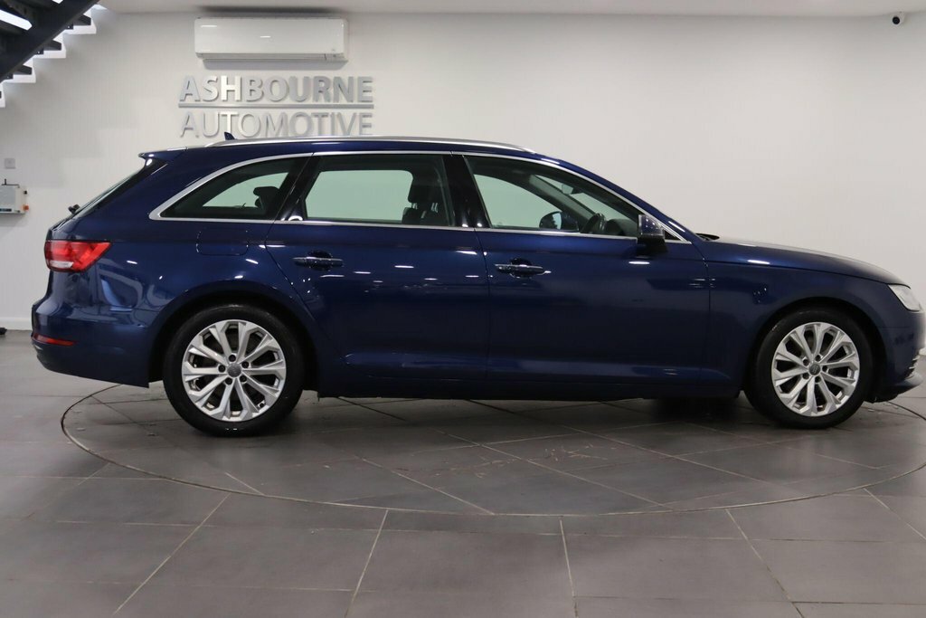 Audi A4 Avant Sport Black #14