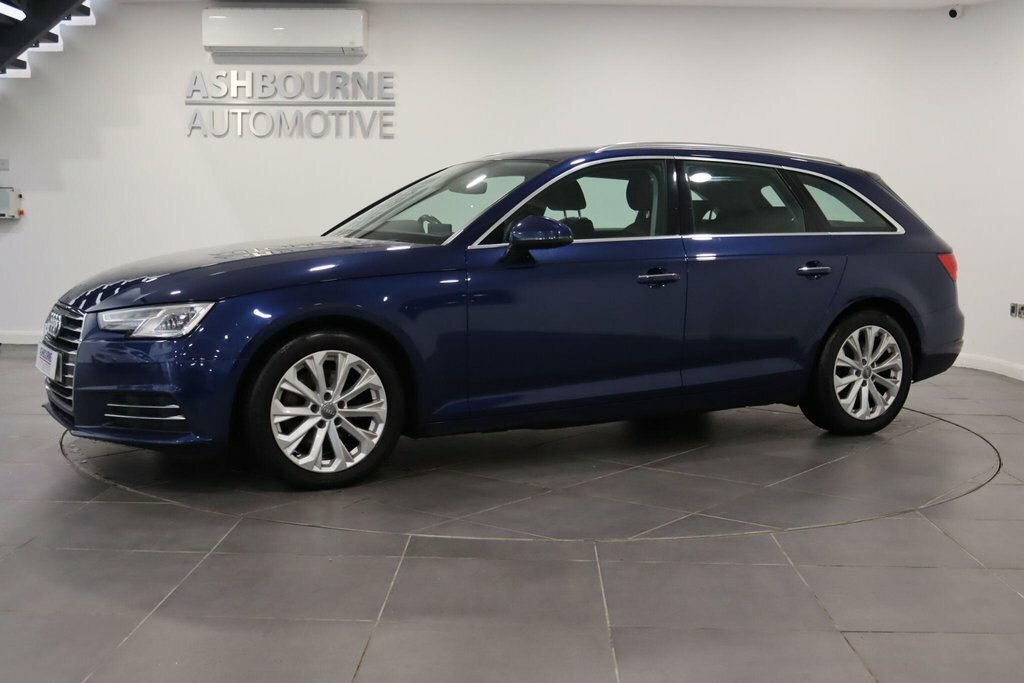 Audi A4 Avant Sport Black #55