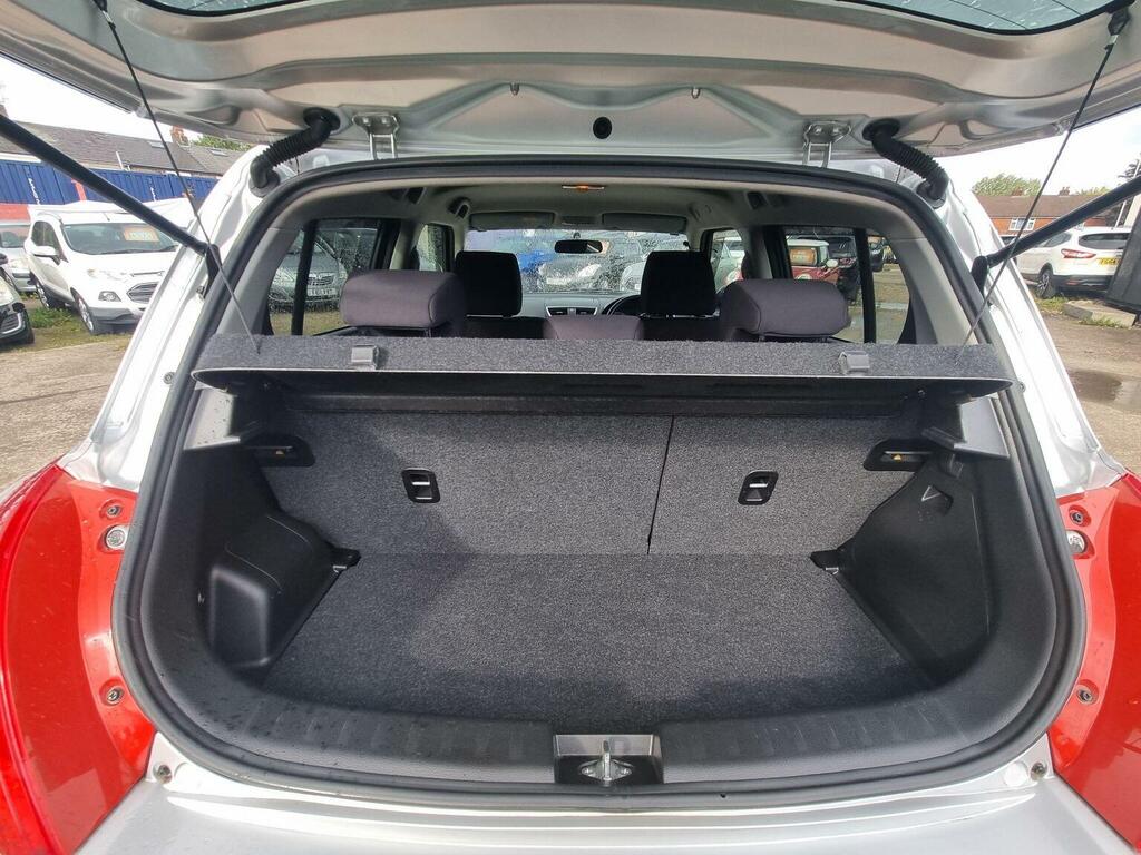 Suzuki Swift Red #12
