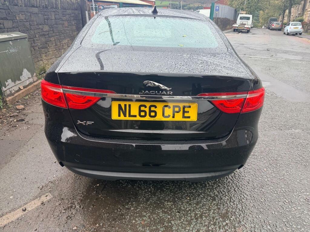 Jaguar XF 2.0D Prestige Euro 6 Ss Black #5