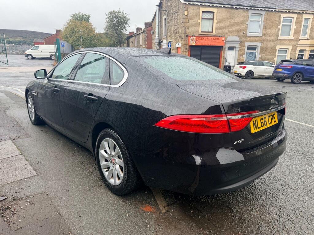 Jaguar XF 2.0D Prestige Euro 6 Ss Black #4