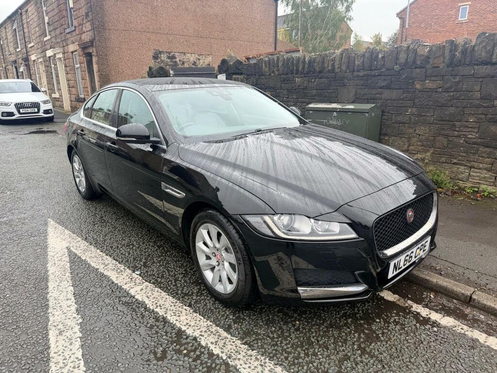 Jaguar XF 2.0D Prestige Euro 6 Ss Black
