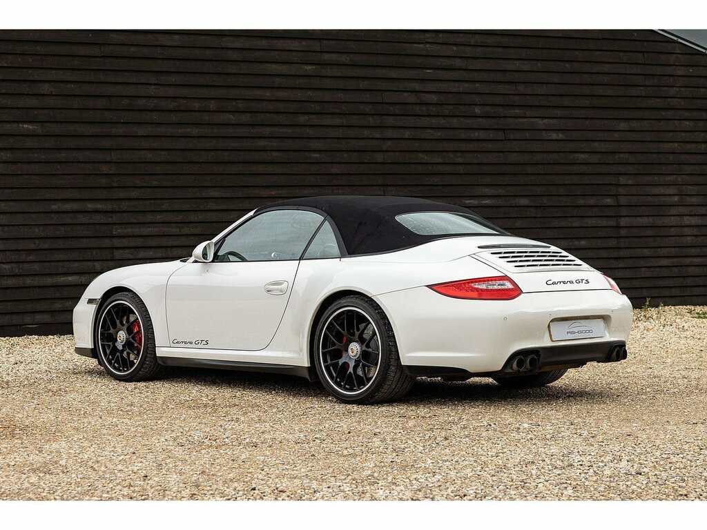 Porsche 911 Carrera Gts Cabriolet 27 White #4