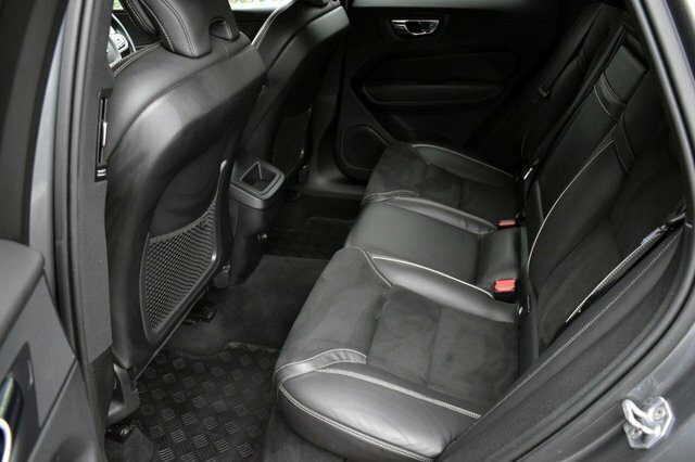 Volvo XC60  White #15