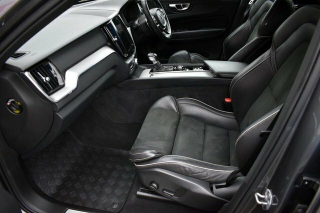 Volvo XC60  White #14