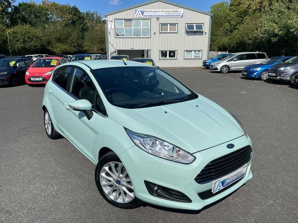Ford Fiesta 1L Titanium X NA66VLX Green