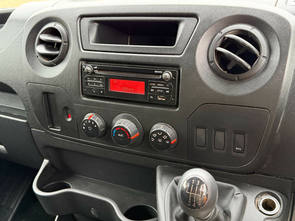 Vauxhall Movano 2.3L Null White #13