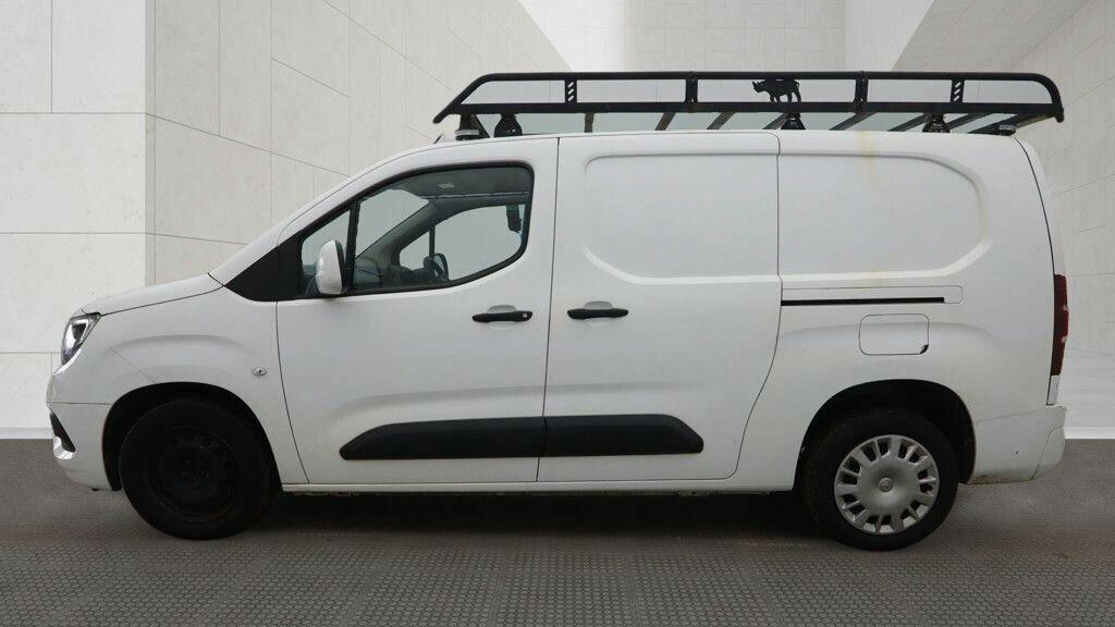Vauxhall Combo 1.6 Turbo D 2300 Sportive L2 H1 Euro 6 Ss White #6