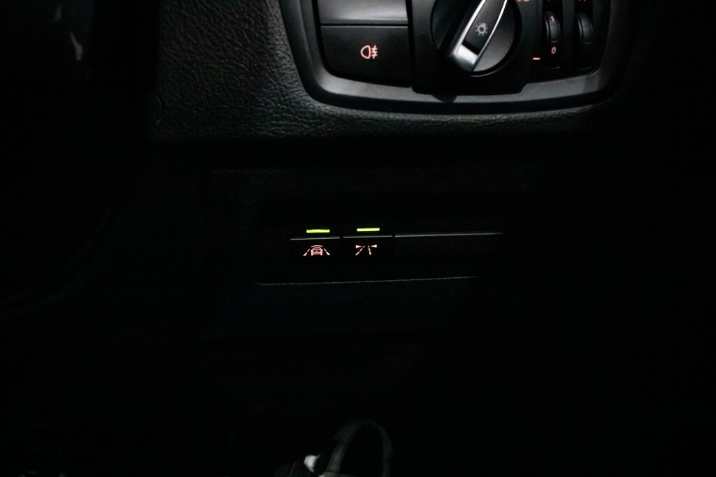 BMW 1 Series Shadow Edition Black #37