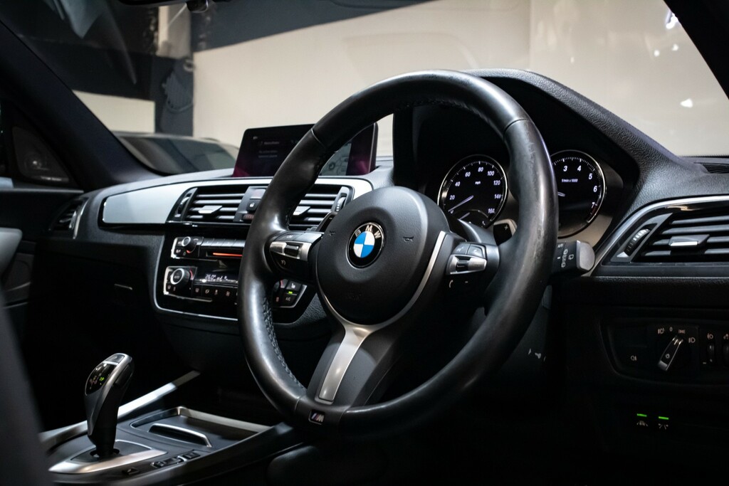 BMW 1 Series Shadow Edition Black #18