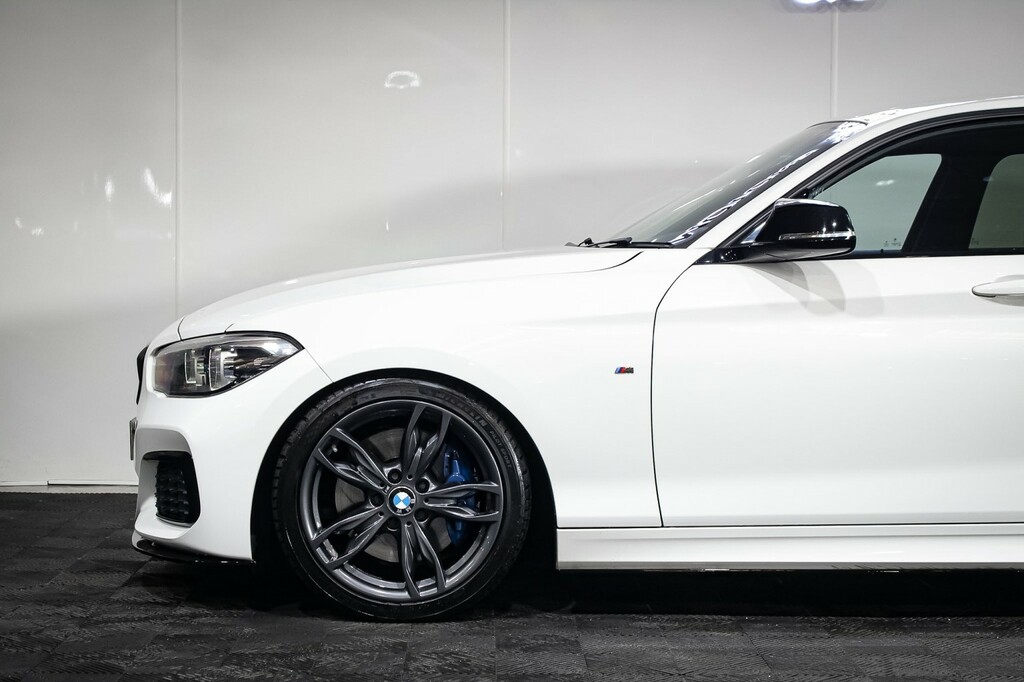 BMW 1 Series  Black #9