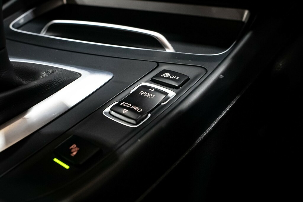 BMW 1 Series  Black #36