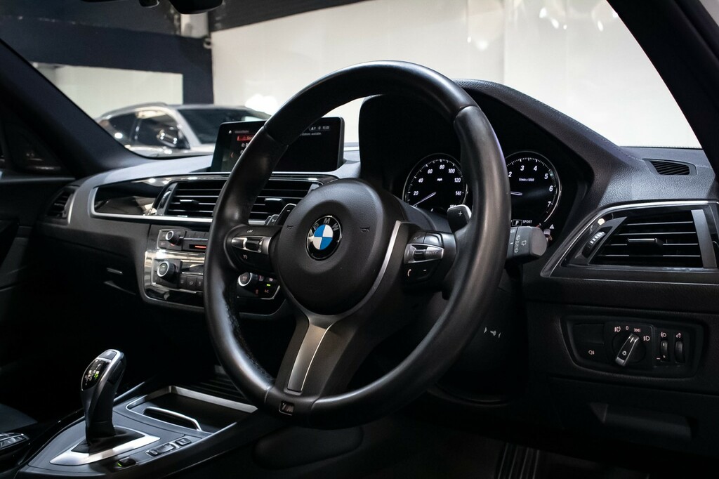 BMW 1 Series  Black #19
