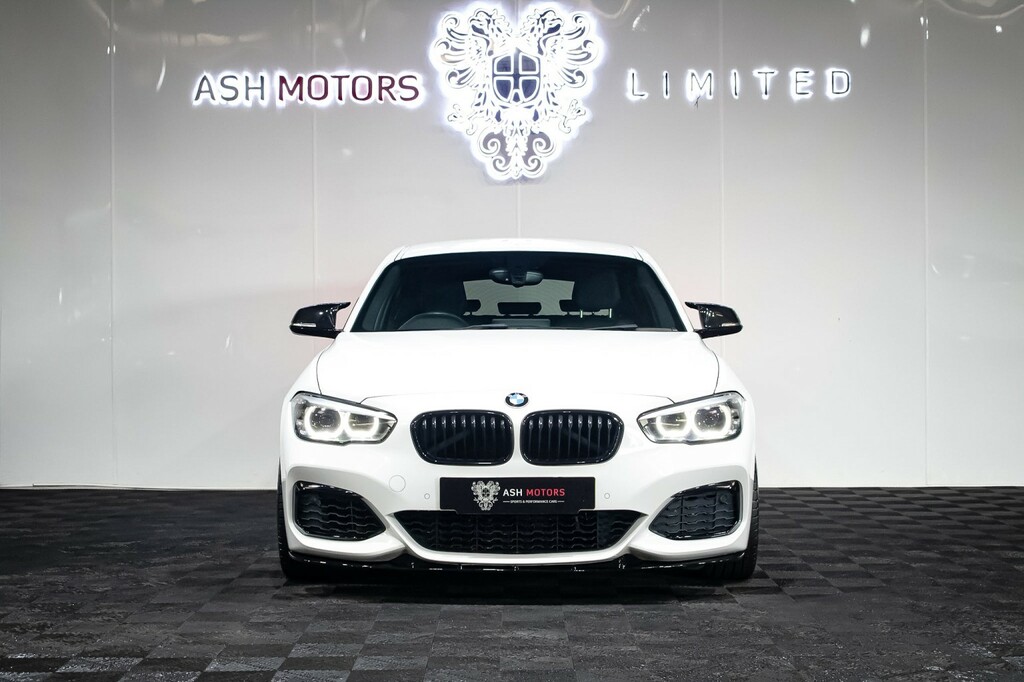 BMW 1 Series 3.0 M140i Shadow Edition 5-Door White #4