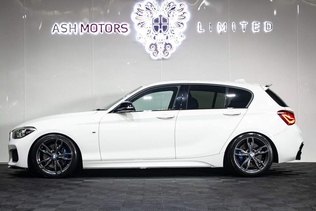 BMW 1 Series  Black #8
