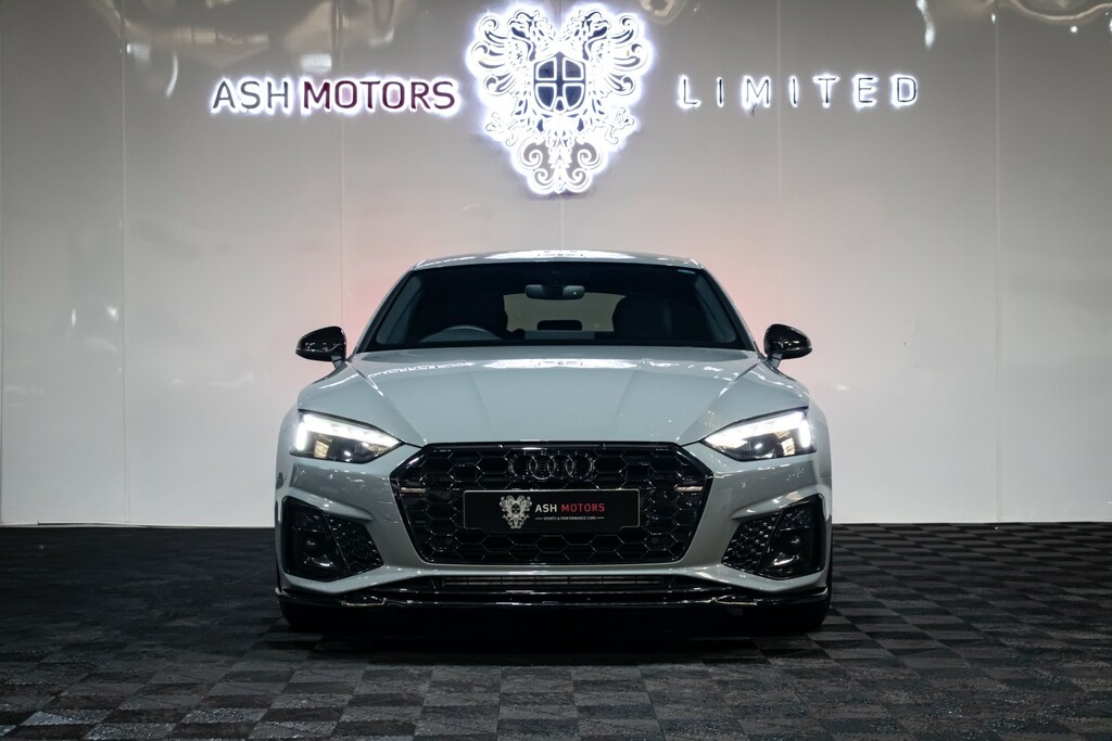 Audi A5 2.0 Tfsi 40 Black Edition Grey #4