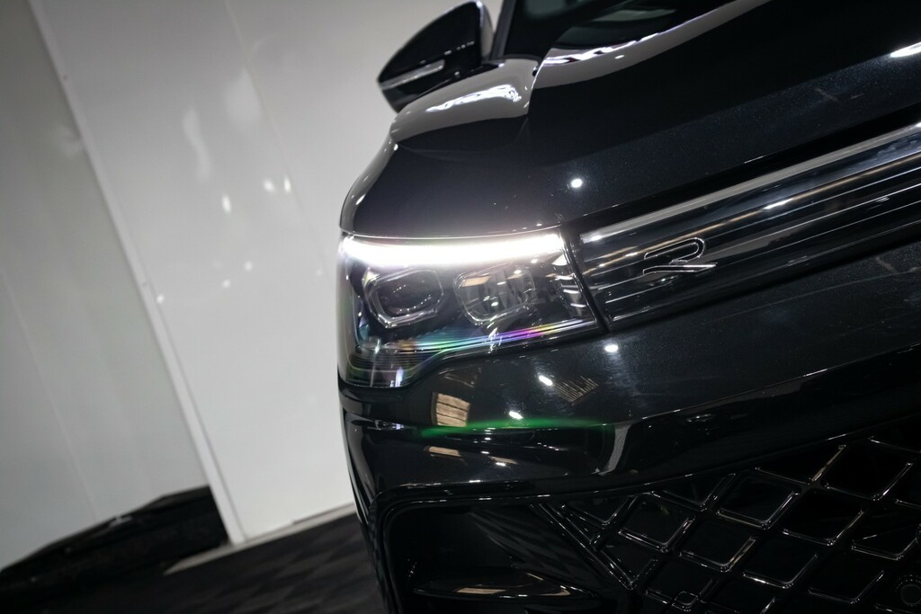 Volkswagen Tiguan 2.0 Tsi R-line Black #5