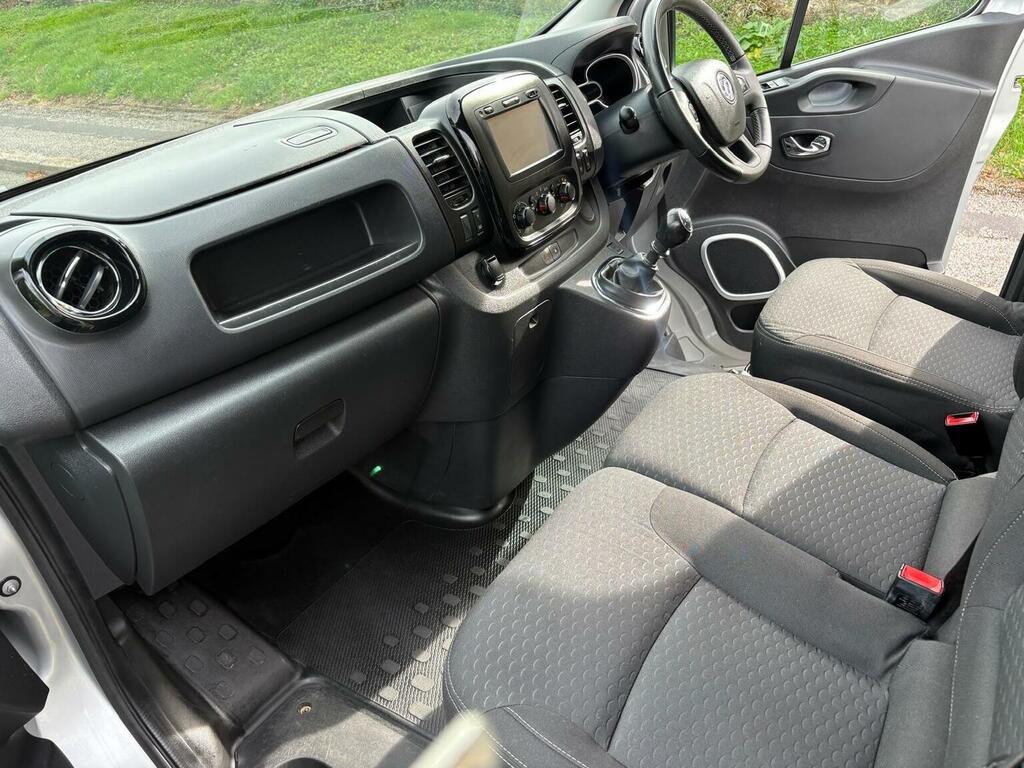 Vauxhall Vivaro Panel Van 1.6 Cdti 2900 2018 White #8
