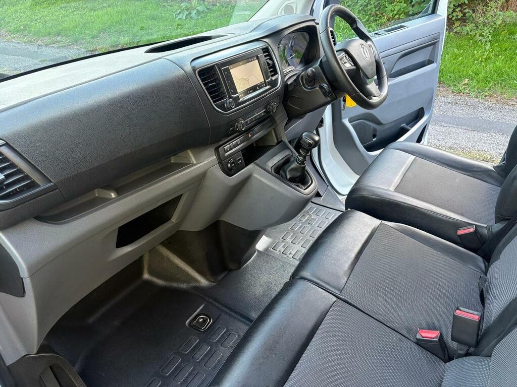 Vauxhall Vivaro Panel Van 2.0 Turbo D 3100 Dynamic L2 H1 Euro 6 S White #8