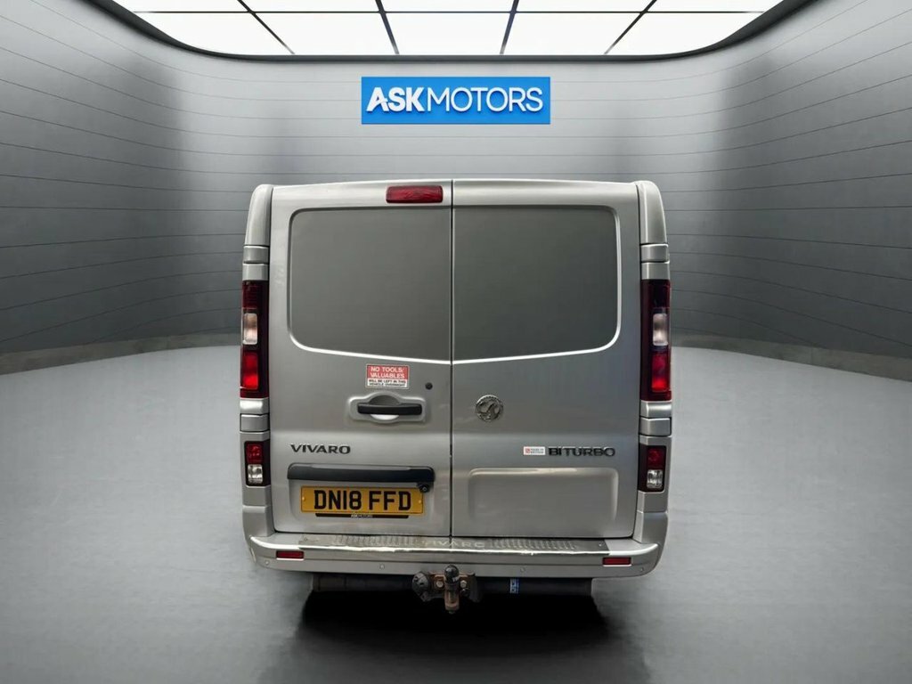 Vauxhall Vivaro Campervan 201818 White #4