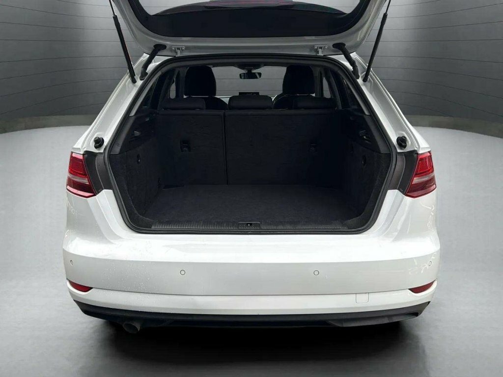 Audi A3 1L Se Technik White #5