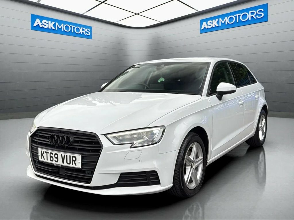 Audi A3 1L Se Technik White