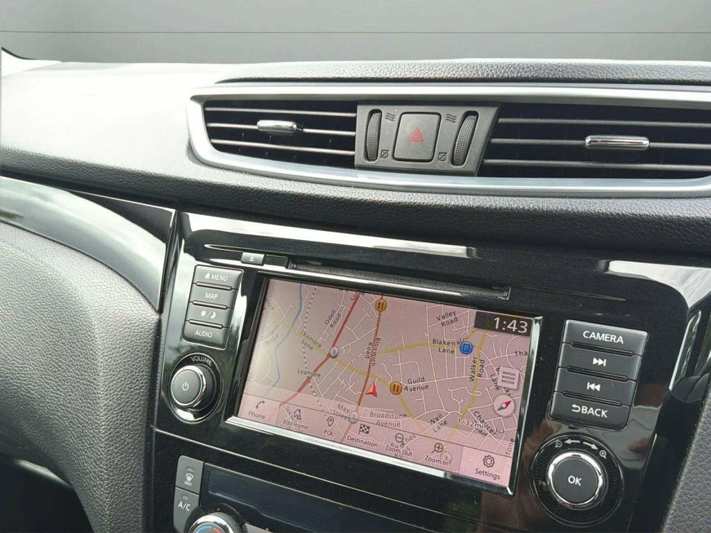 Nissan Qashqai 1.3L Acenta Premium Grey #2