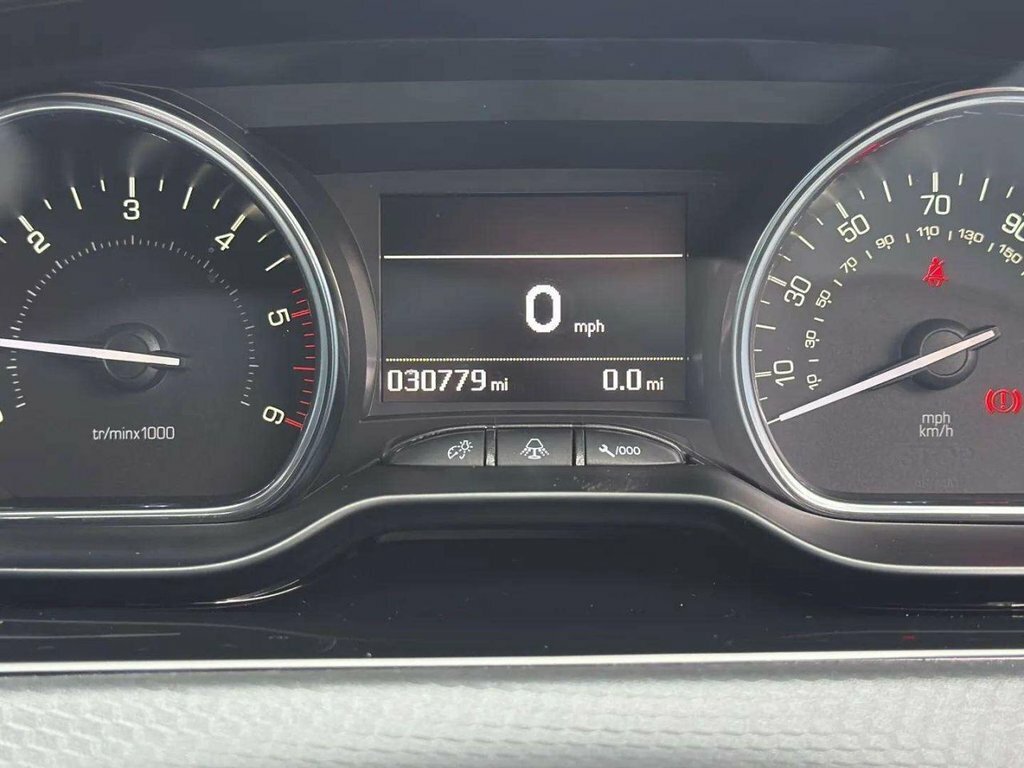 Peugeot 2008 1.2 Puretech Active Start Stop Grey #16