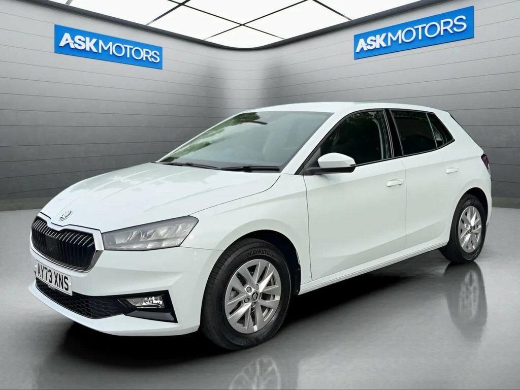 Skoda Fabia Colour Edition White #27
