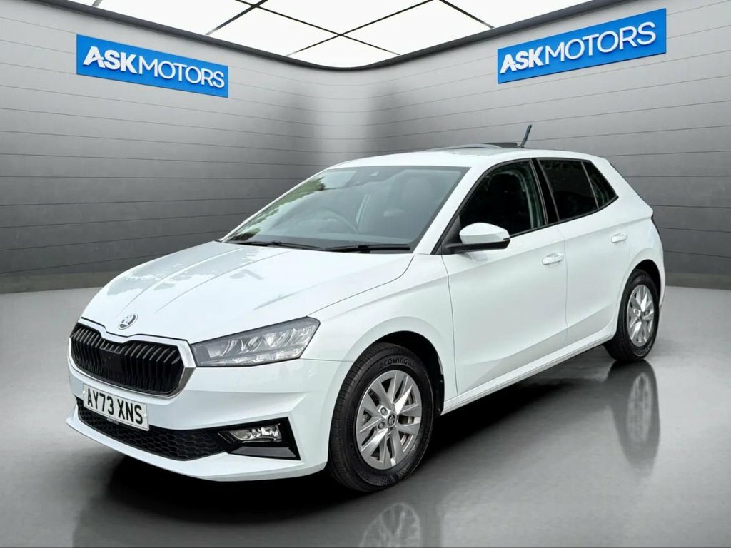 Skoda Fabia Colour Edition White #26