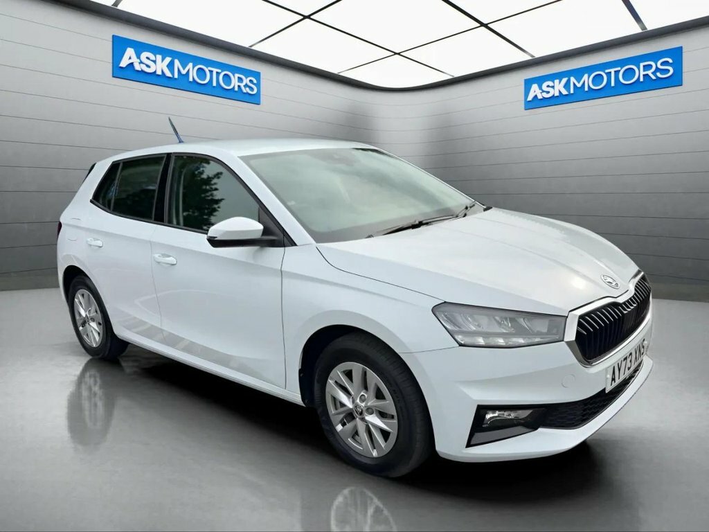 Skoda Fabia Colour Edition White #24