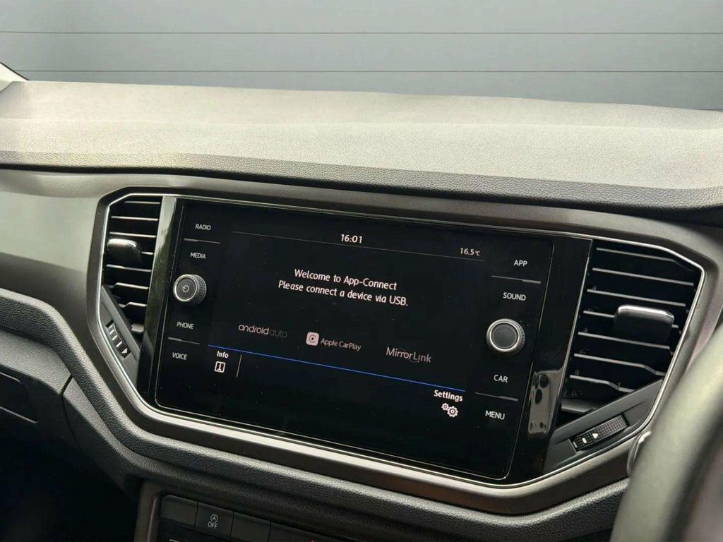 Volkswagen T-Roc White #7