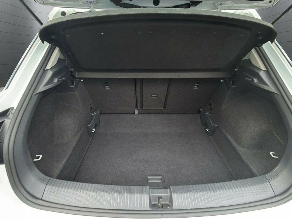 Volkswagen T-Roc White #17