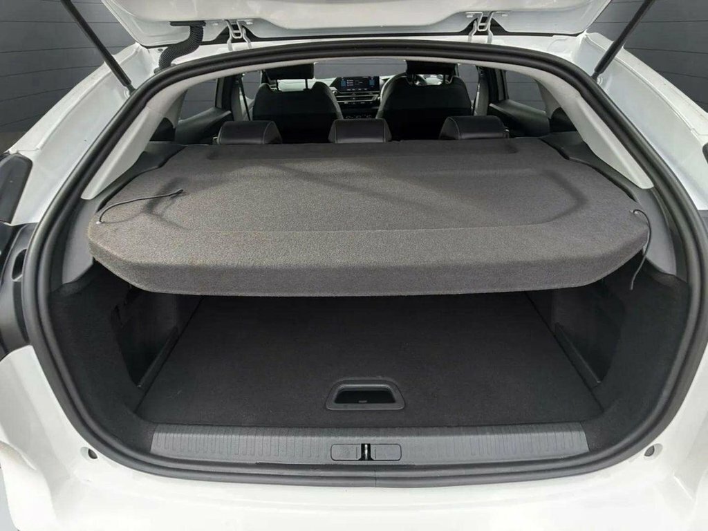 Citroen C4 1.2 Puretech Shine Plus Eat8 Euro 6 Ss Black #16