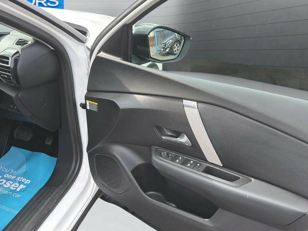 Citroen C4 1.2 Puretech Shine Plus Eat8 Euro 6 Ss Black #15