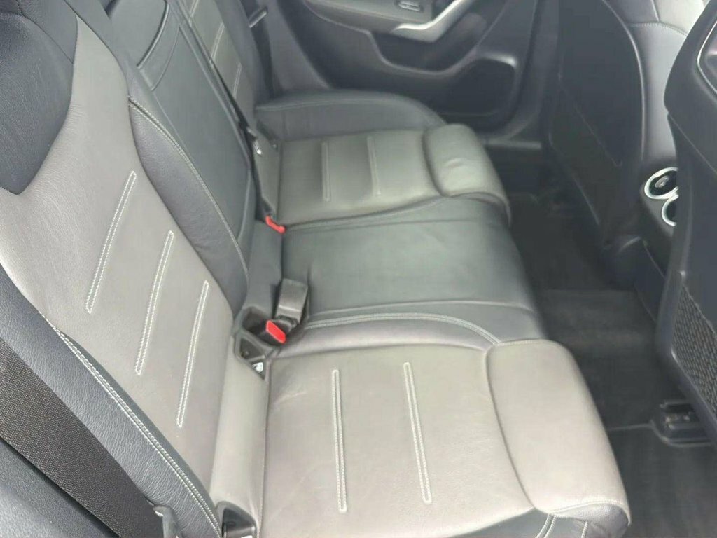 Mercedes-Benz CLA Class Cla 220 Amg Line Premium Plus Grey #22
