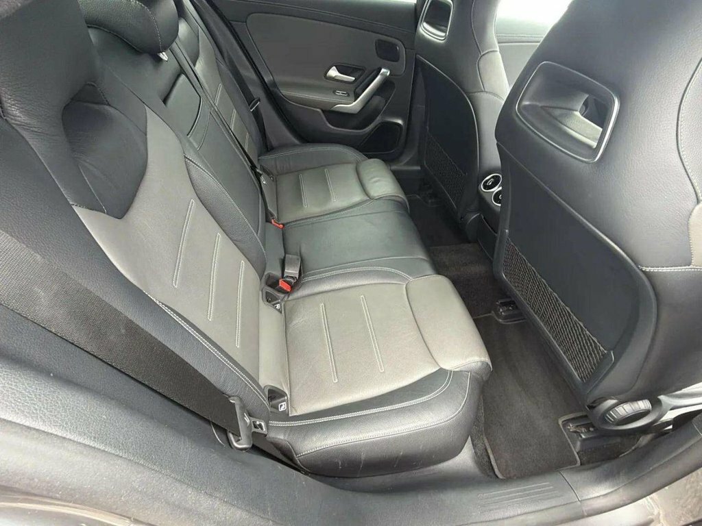 Mercedes-Benz CLA Class Cla 220 Amg Line Premium Plus Grey #9