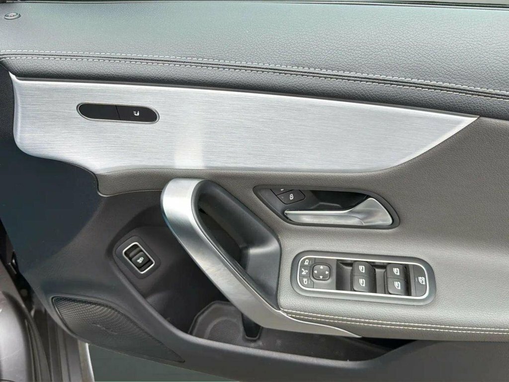 Mercedes-Benz CLA Class Cla 220 Amg Line Premium Plus Grey #23