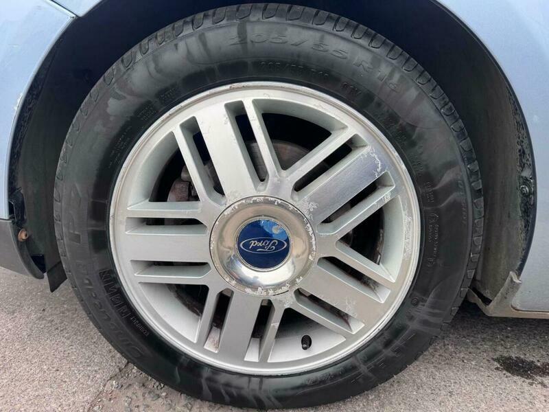 Ford Focus Hatchback 1.6 Zetec Climate 200656 Green #38